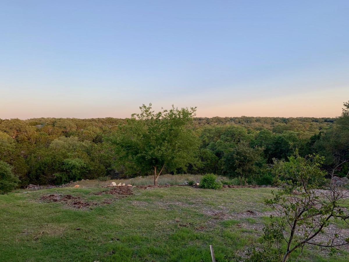 Scenic Hill Country Retreat - Rhino Ranch New Braunfels